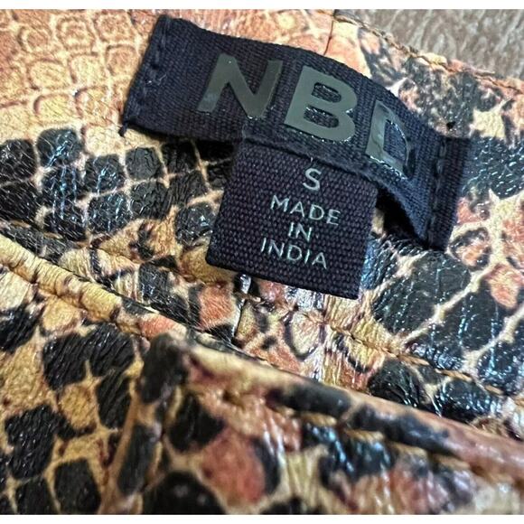 NBD Revolve100% Genuine Leather Pants Split Hems Size S - Picture 8 of 10